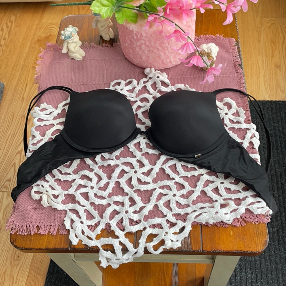 Victoria’s Secret Very Sexy Push Up 34B